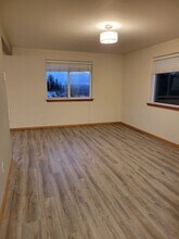 Suburban Serenity Nestled in the Heart of Lake Stevens in Lake Stevens, WA - Foto de edificio - Building Photo