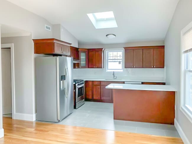 273 Hancock St, Unit 3