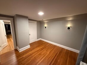 26 Saint Elmo Rd, Unit 26 in Worcester, MA - Foto de edificio - Building Photo