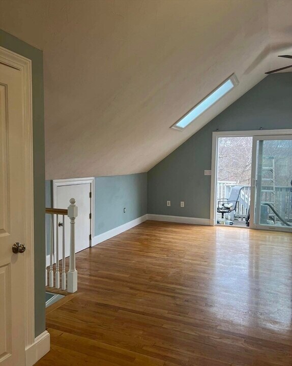 466 E Merrimack St in Lowell, MA - Building Photo