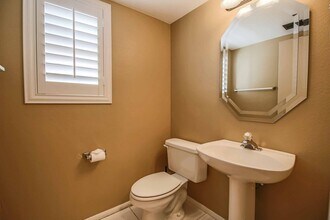 10412 Shadowland Ave in Las Vegas, NV - Building Photo - Building Photo