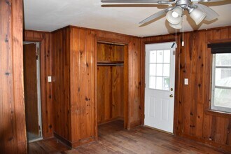 326 Dixie St in Crestview, FL - Building Photo - Building Photo