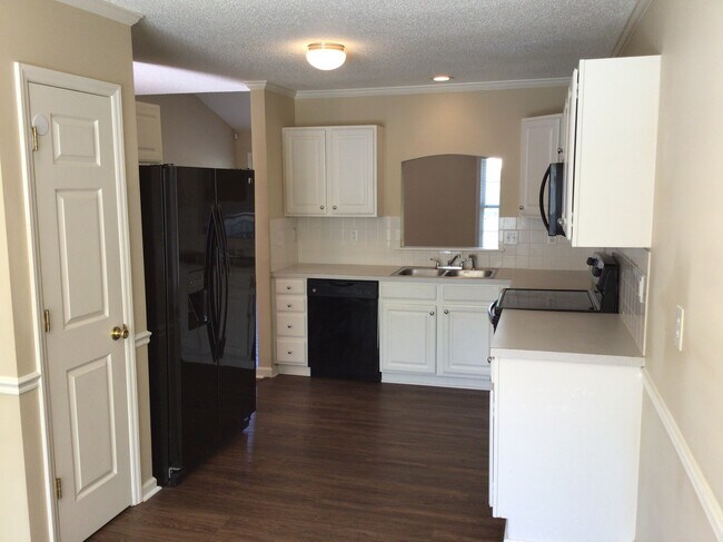 140 Haven Grove Trl in Clemmons, NC - Building Photo - Building Photo