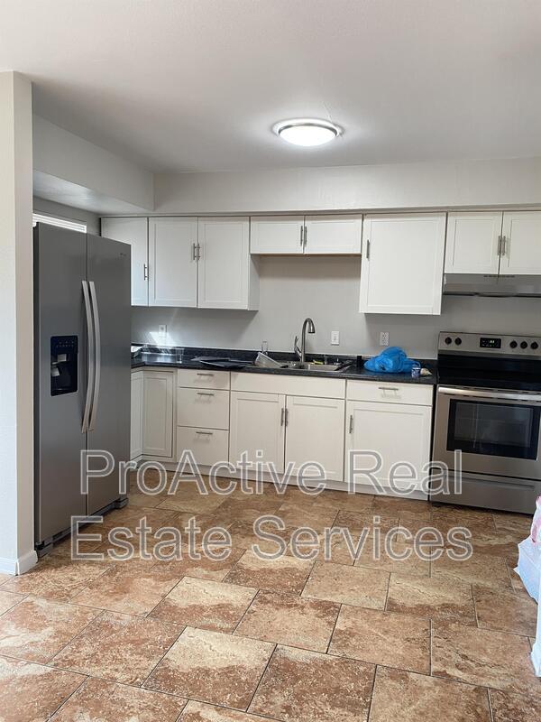 1013 Dubose Dr in Norfolk, VA - Building Photo - Building Photo