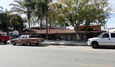 Sepulveda Palms Apartments in San Bernardino, CA - Building Photo - Building Photo