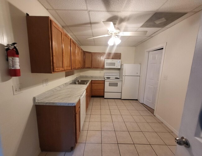 209 W King St, Unit C