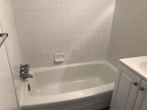 Cedar Square Apartments in Philadelphia, PA - Building Photo - Building Photo