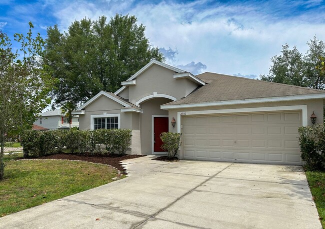 2351 Holly Pine Cir in Orlando, FL - Building Photo - Building Photo