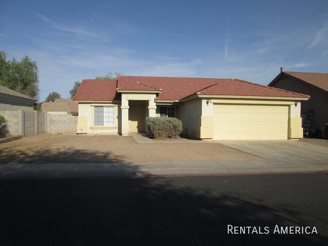 144 S Mulberry St in Florence, AZ - Foto de edificio - Building Photo