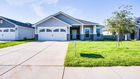 Hayden's Park at Upland Crossing in Lubbock, TX - Foto de edificio - Building Photo