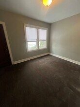 2557 S 6th St in Springfield, IL - Building Photo - Building Photo