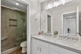 28955 Buena Vista Ct in Santa Clarita, CA - Building Photo - Building Photo