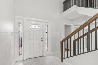 1391 W Fairway Rd in Pembroke Pines, FL - Building Photo - Building Photo