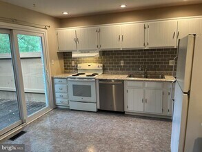 168 Oakmont Ct in Reading, PA - Building Photo - Building Photo