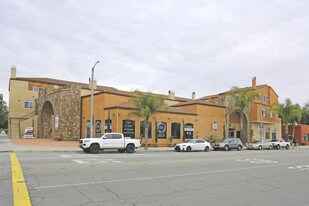 Il Villaggio in Arcadia, CA - Building Photo