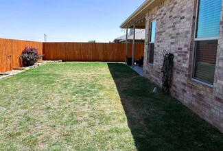 10301 Valencia Ave in Lubbock, TX - Building Photo - Building Photo