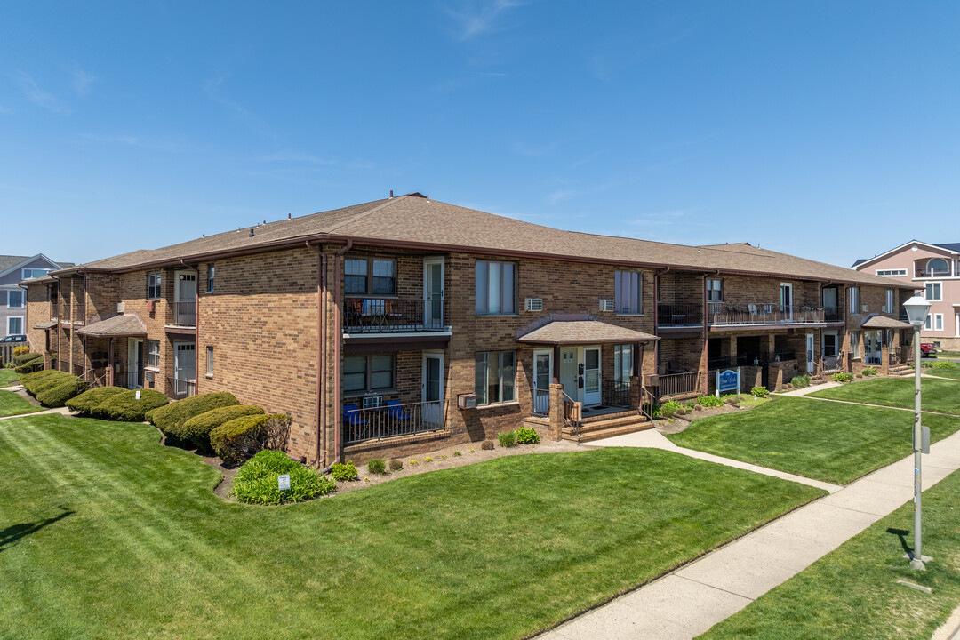 Ocean Vista in Belmar, NJ - Building Photo