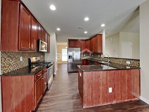 107 Lacona Ter in Mooresville, NC - Building Photo - Building Photo