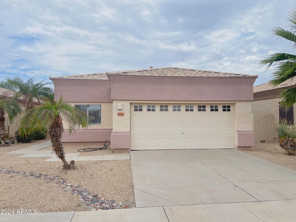 6370 W Blackhawk Dr in Glendale, AZ - Building Photo