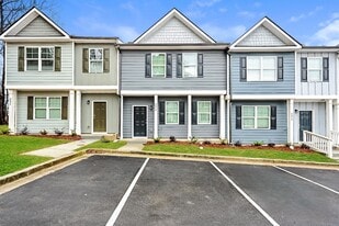 3575 Saratoga Cir in Decatur, GA - Building Photo