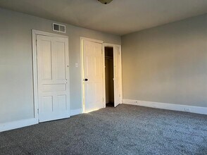 1832 Green St in Harrisburg, PA - Building Photo - Building Photo