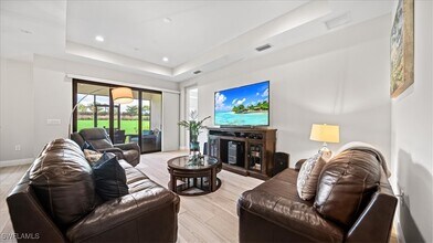 4012 Pegasus Wy in Naples, FL - Building Photo - Building Photo