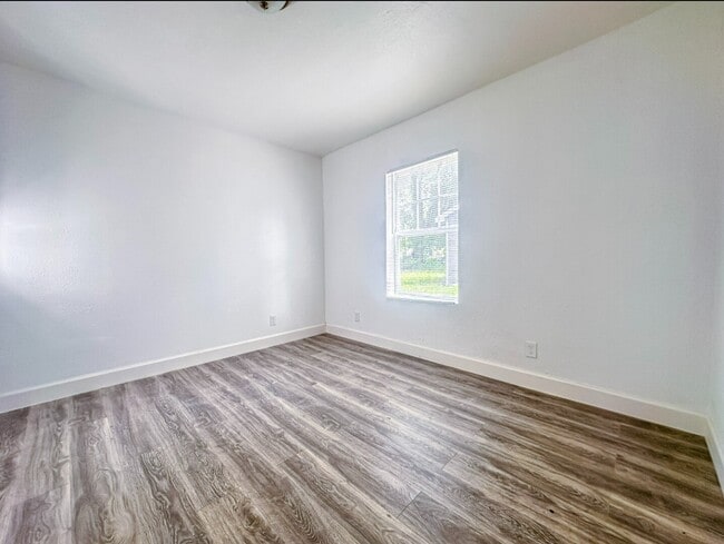 property at 2555 Pierce St