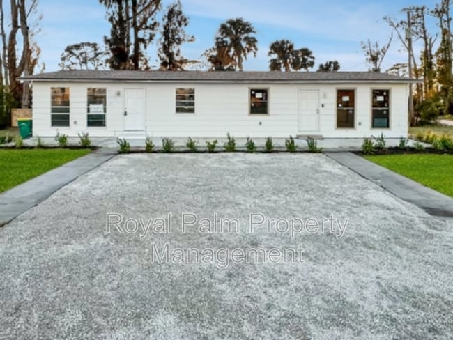 property at 3200 Placida Rd