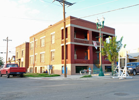 1126 E San Antonio Ave Apartments