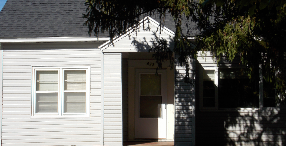 422 Broadway St in Eau Claire, WI - Foto de edificio