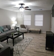 419 S Juliette Ave in Manhattan, KS - Building Photo - Building Photo