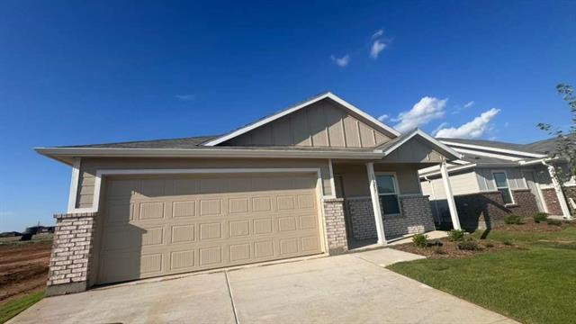 11257 Rodeo Dr in Providence Village, TX - Building Photo