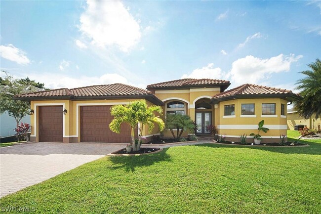 1502 SW 38th St in Cape Coral, FL - Foto de edificio - Building Photo