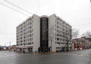 International House in Seattle, WA - Building Photo - Building Photo