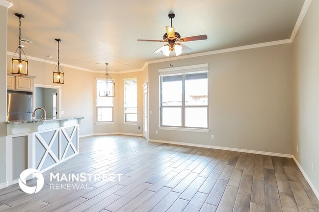 546 W Pine Rose Ct Way in Mustang, OK - Building Photo - Building Photo