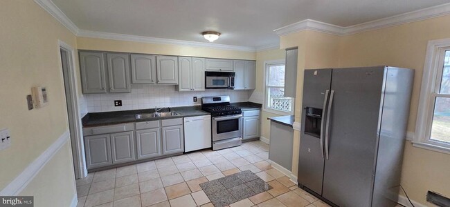 14419 Falmouth Dr in Woodbridge, VA - Building Photo - Building Photo