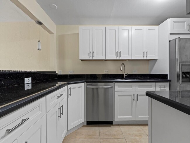 property at 6900 N Kendall Dr