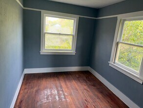 15 Kourt Dr in Eugene, OR - Building Photo - Building Photo