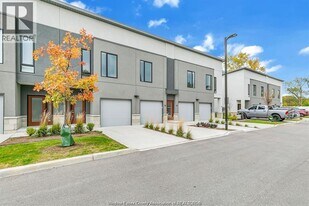 550 Sandison St in Windsor, ON - Building Photo