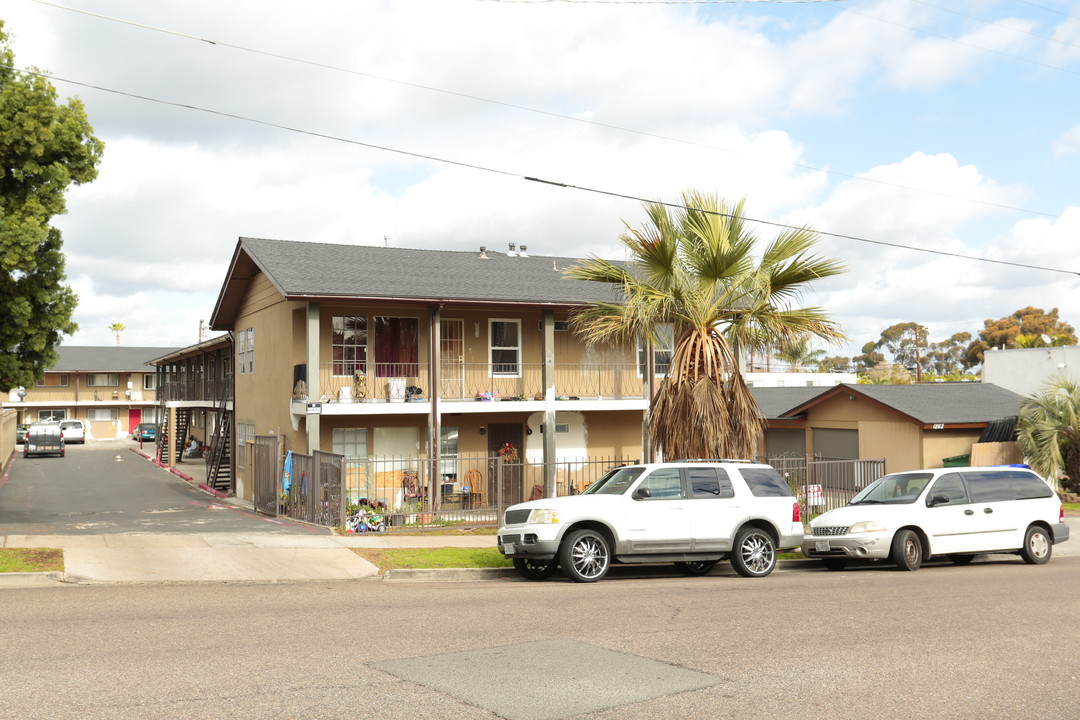 1202 Missouri Ave in Oceanside, CA - Building Photo