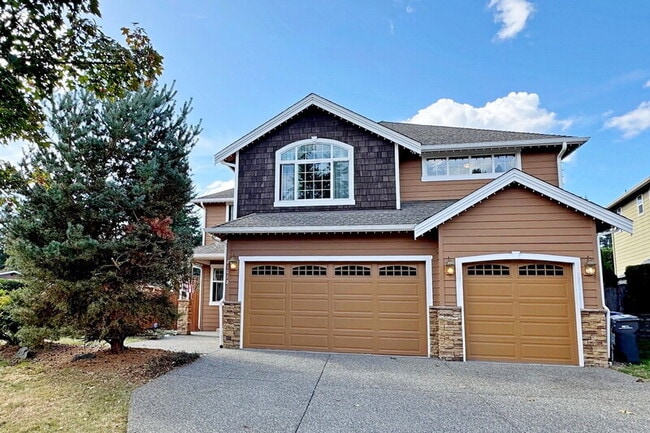 21012 33rd Pl W in Lynnwood, WA - Building Photo - Building Photo