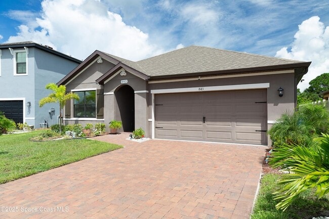 843 Remington Green Dr SE in Palm Bay, FL - Building Photo - Building Photo