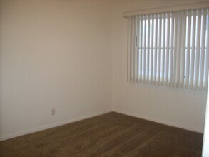 817-817 S Meyler St in Los Angeles, CA - Building Photo - Building Photo