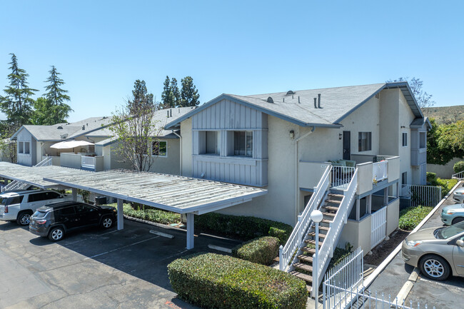 10384 Alphonse ST in Santee, CA - Foto de edificio - Building Photo