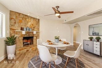 7043 E Hearn Rd in Scottsdale, AZ - Building Photo - Building Photo