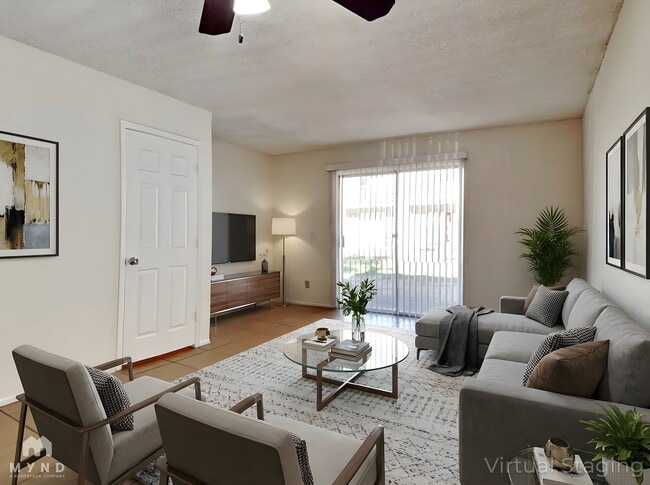 2828 E Tierra Buena Ln in Phoenix, AZ - Building Photo - Building Photo