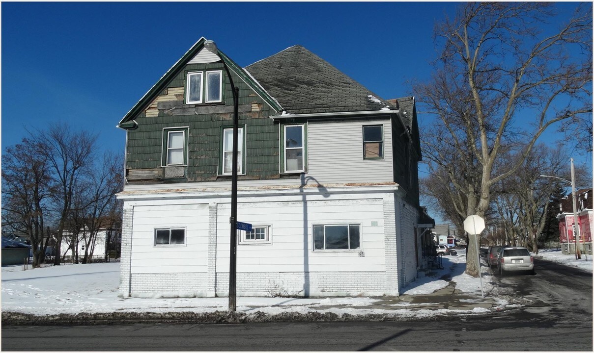 534 Walden Ave in Buffalo, NY - Building Photo