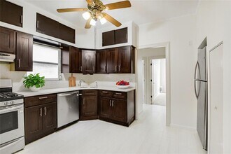 103 70th St in Brooklyn, NY - Building Photo - Building Photo