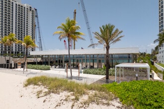 St. Regis Resort Residences in Sunny Isles Beach, FL - Building Photo - Building Photo