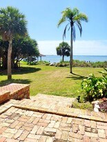 1333 Worth Ct NE in Palm Bay, FL - Building Photo